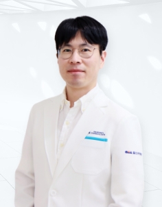 김효준